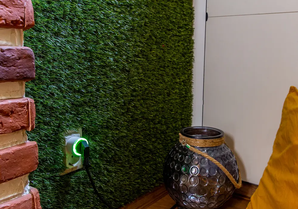 Shelly Plug S Gen3 with a green LED price indicator